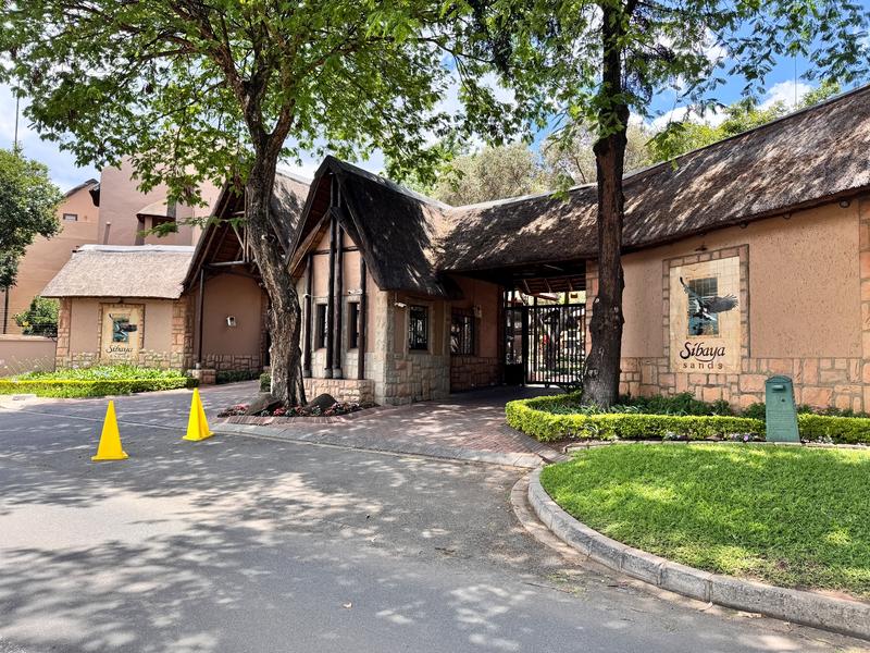 1 Bedroom Property for Sale in Pineslopes Gauteng