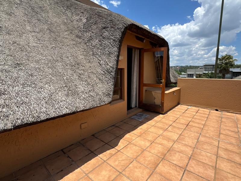 1 Bedroom Property for Sale in Pineslopes Gauteng
