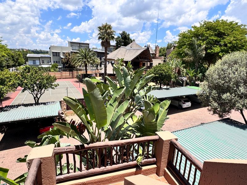 1 Bedroom Property for Sale in Pineslopes Gauteng