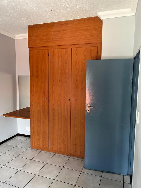 2 Bedroom Property for Sale in Noordwyk Gauteng