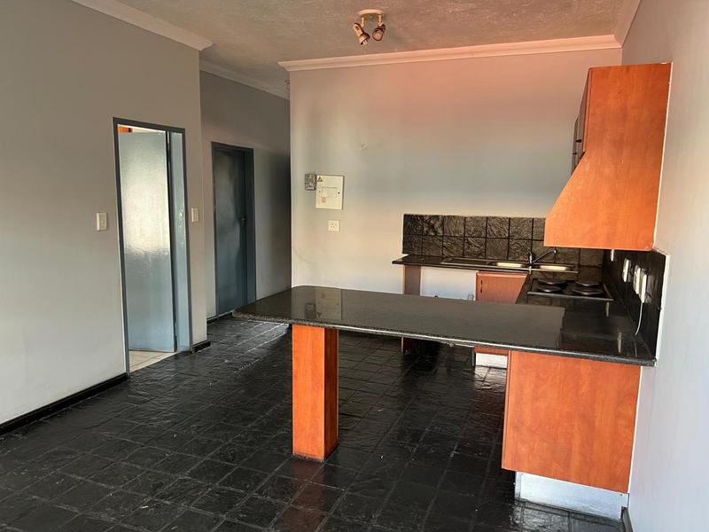 2 Bedroom Property for Sale in Noordwyk Gauteng