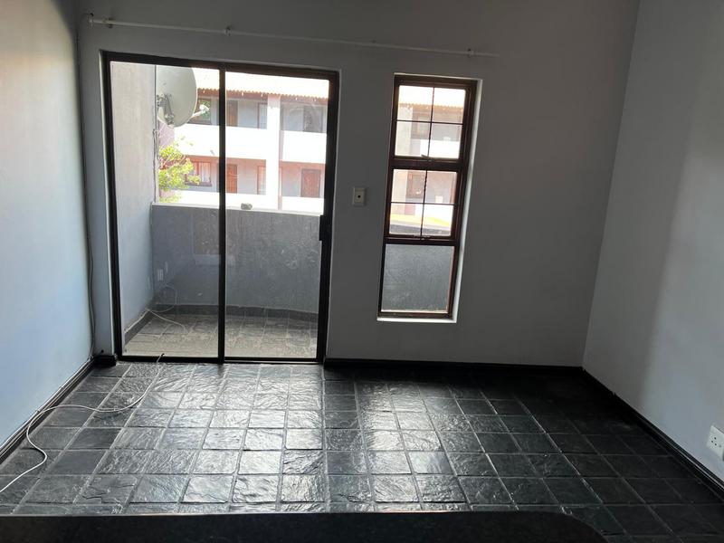 2 Bedroom Property for Sale in Noordwyk Gauteng