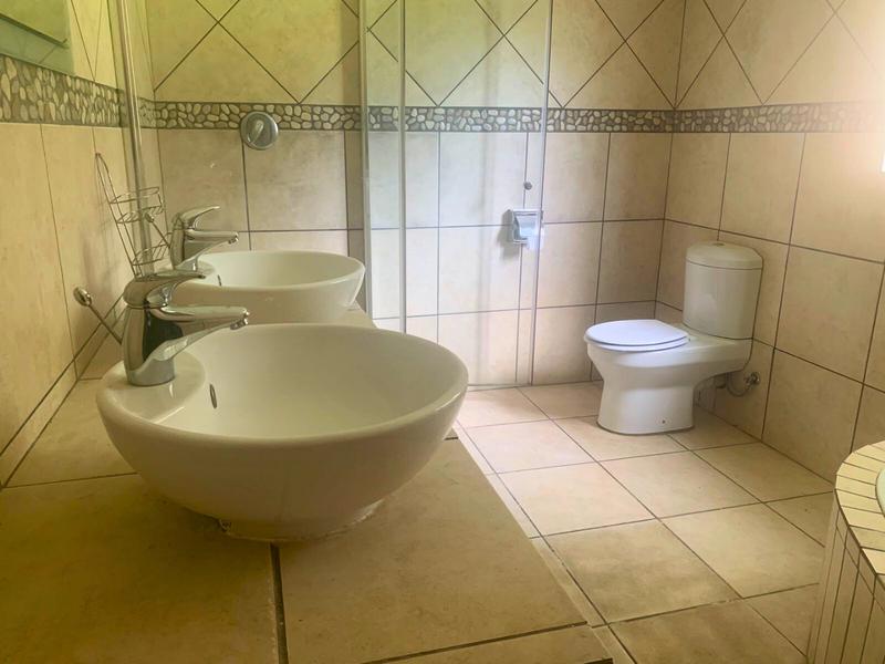 3 Bedroom Property for Sale in Birchleigh North Gauteng