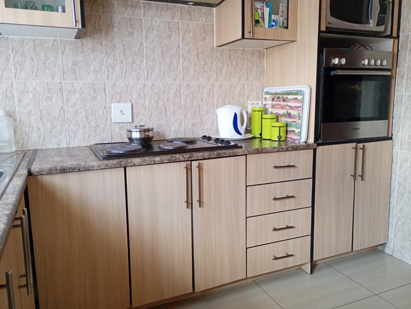 To Let 3 Bedroom Property for Rent in Protea Glen Gauteng