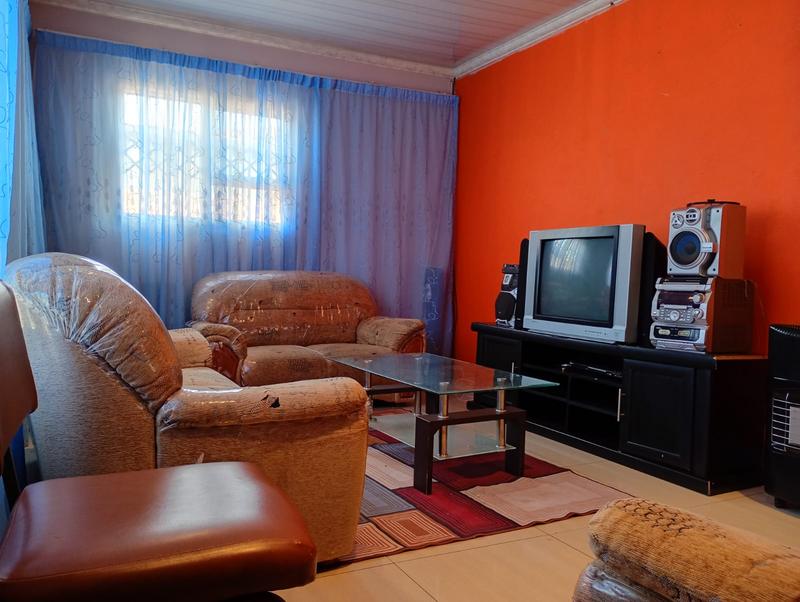 To Let 3 Bedroom Property for Rent in Protea Glen Gauteng