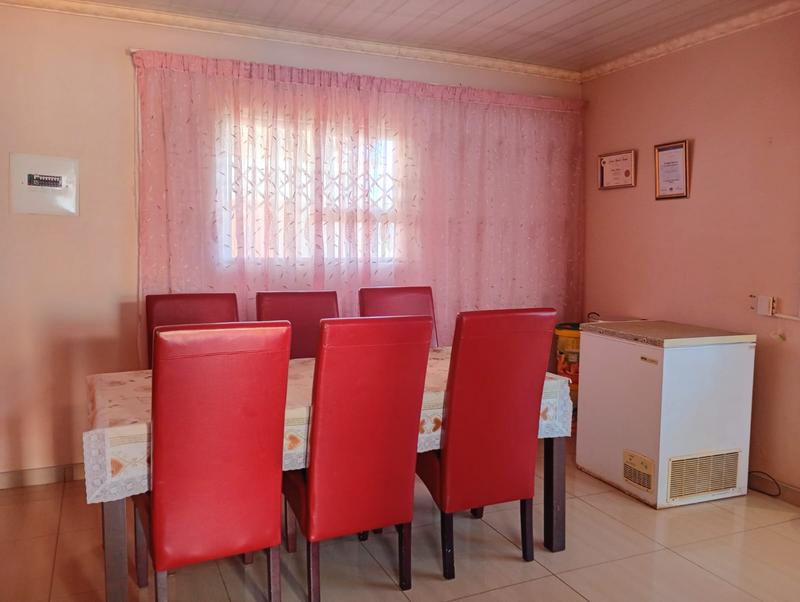 To Let 3 Bedroom Property for Rent in Protea Glen Gauteng