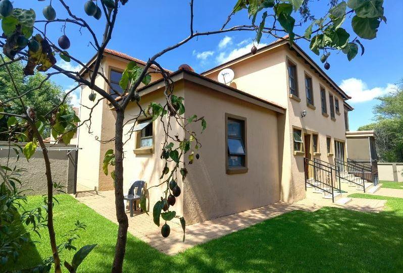 To Let 4 Bedroom Property for Rent in Valley View Estate Gauteng