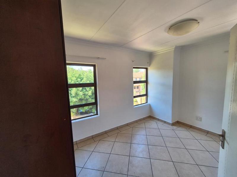 To Let 4 Bedroom Property for Rent in Valley View Estate Gauteng