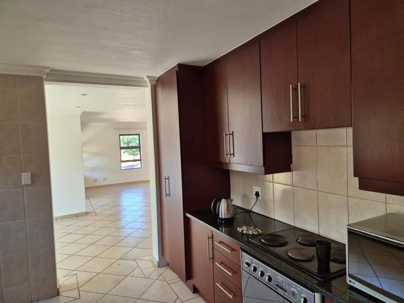 To Let 4 Bedroom Property for Rent in Valley View Estate Gauteng