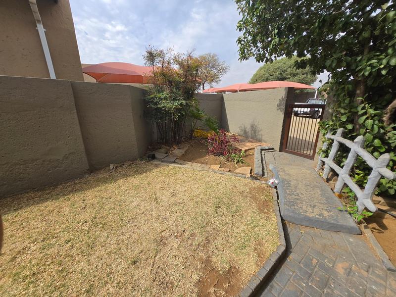 To Let 2 Bedroom Property for Rent in Meyersdal Gauteng
