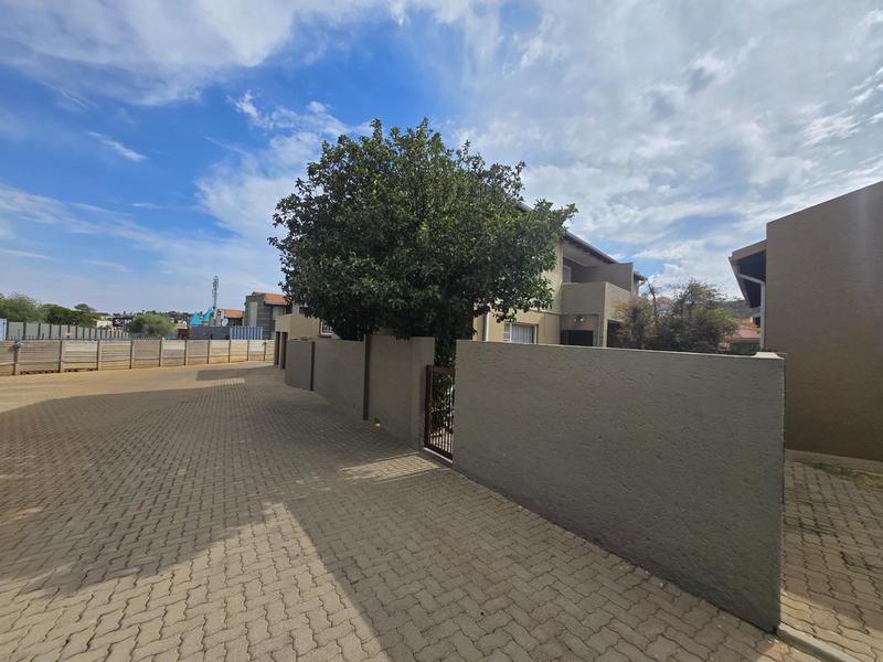 To Let 2 Bedroom Property for Rent in Meyersdal Gauteng