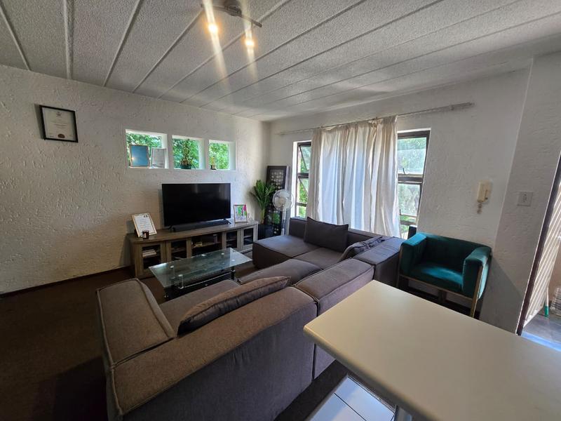 1 Bedroom Property for Sale in Parktown North Gauteng