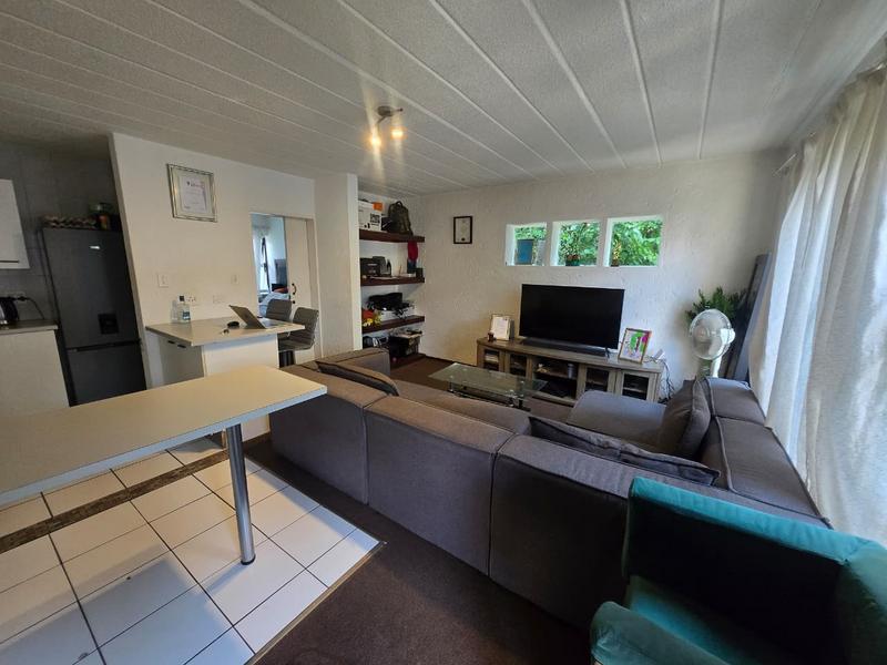 1 Bedroom Property for Sale in Parktown North Gauteng