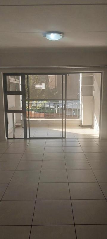 To Let 3 Bedroom Property for Rent in Olivedale Gauteng