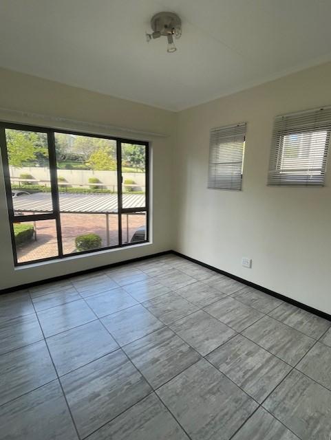 To Let 2 Bedroom Property for Rent in Bryanston Gauteng