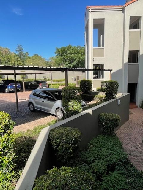 To Let 2 Bedroom Property for Rent in Bryanston Gauteng
