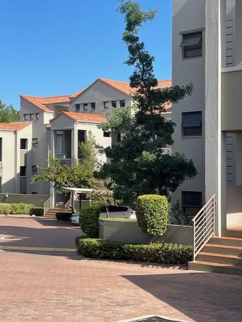 To Let 2 Bedroom Property for Rent in Bryanston Gauteng