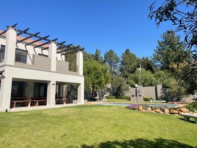 To Let 2 Bedroom Property for Rent in Bryanston Gauteng