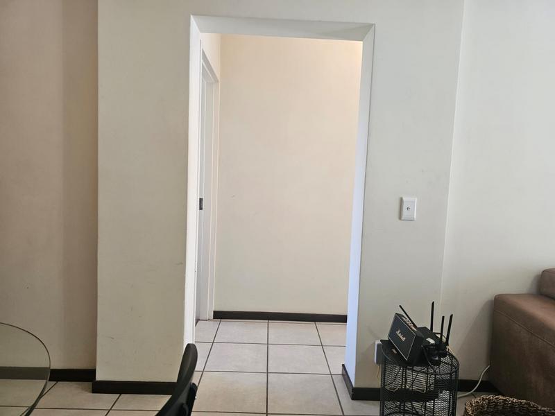 To Let 2 Bedroom Property for Rent in Bryanston Gauteng