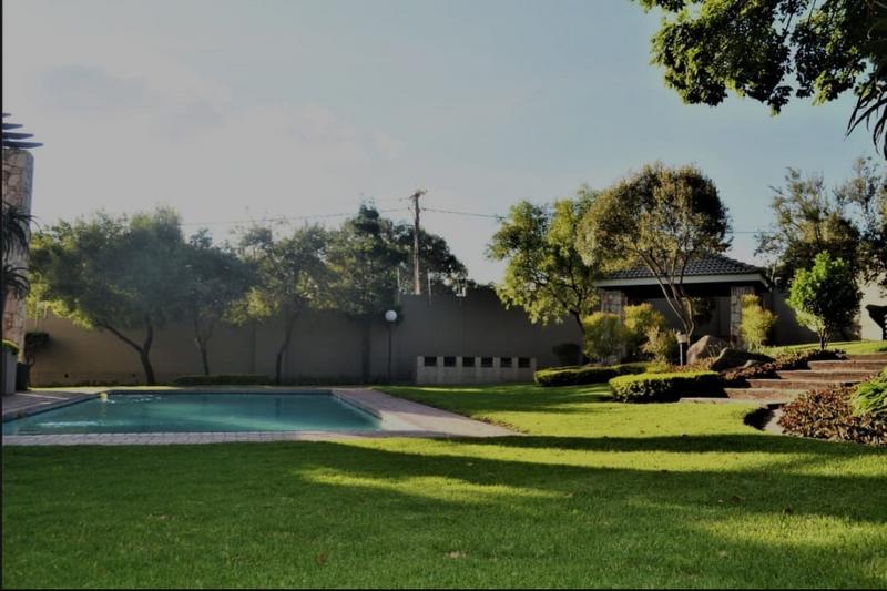 To Let 2 Bedroom Property for Rent in Bryanston Gauteng