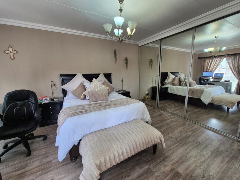 3 Bedroom Property for Sale in Meyersdal Gauteng