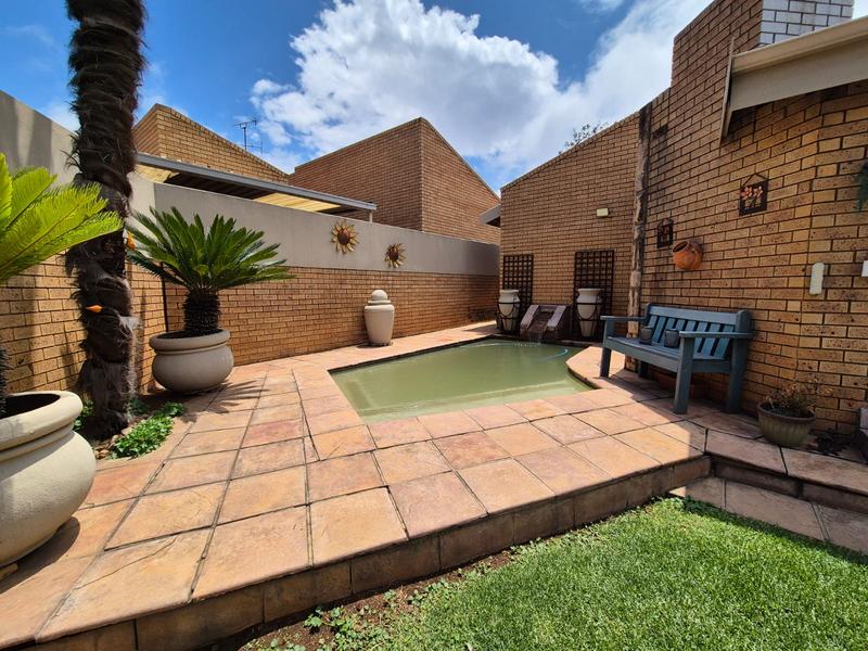 3 Bedroom Property for Sale in Meyersdal Gauteng