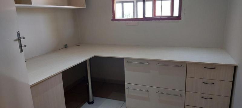 3 Bedroom Property for Sale in Glenvista Gauteng