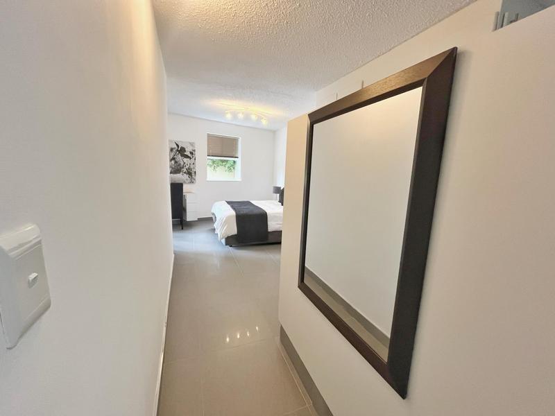 To Let 2 Bedroom Property for Rent in Sandhurst Gauteng