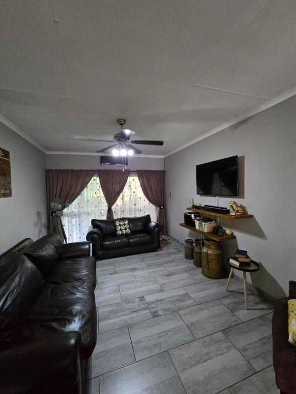 To Let 2 Bedroom Property for Rent in Meyerton Central Gauteng