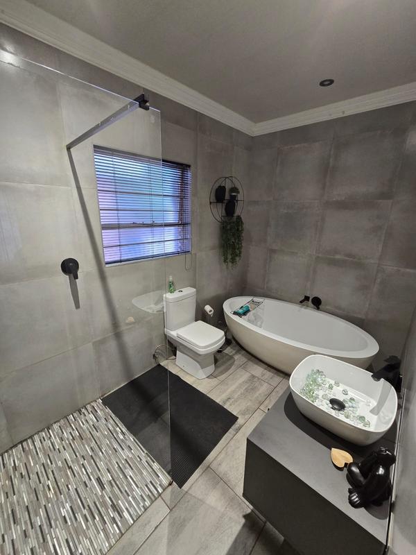 To Let 2 Bedroom Property for Rent in Meyerton Central Gauteng