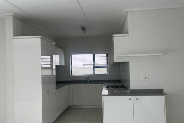 To Let 3 Bedroom Property for Rent in Waterfall Gauteng