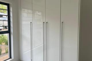 To Let 3 Bedroom Property for Rent in Waterfall Gauteng