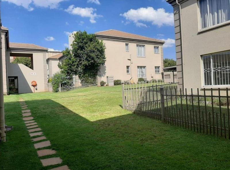 2 Bedroom Property for Sale in Bedfordview Gauteng