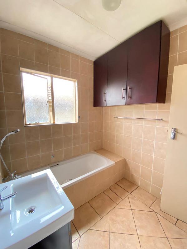 2 Bedroom Property for Sale in Bedfordview Gauteng