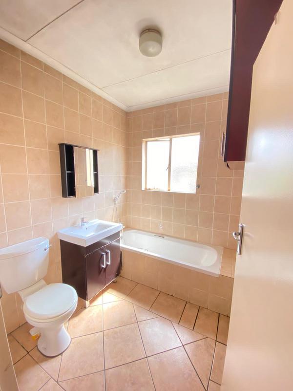2 Bedroom Property for Sale in Bedfordview Gauteng