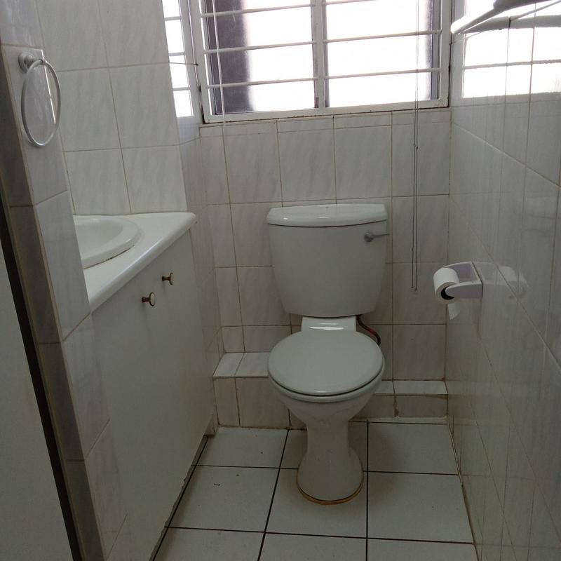 2 Bedroom Property for Sale in Edenvale Gauteng