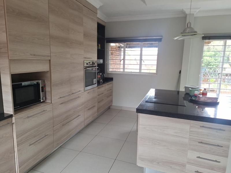 3 Bedroom Property for Sale in Faerie Glen Gauteng