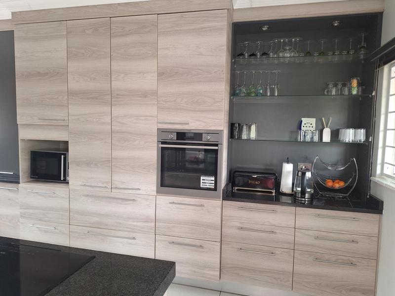 3 Bedroom Property for Sale in Faerie Glen Gauteng