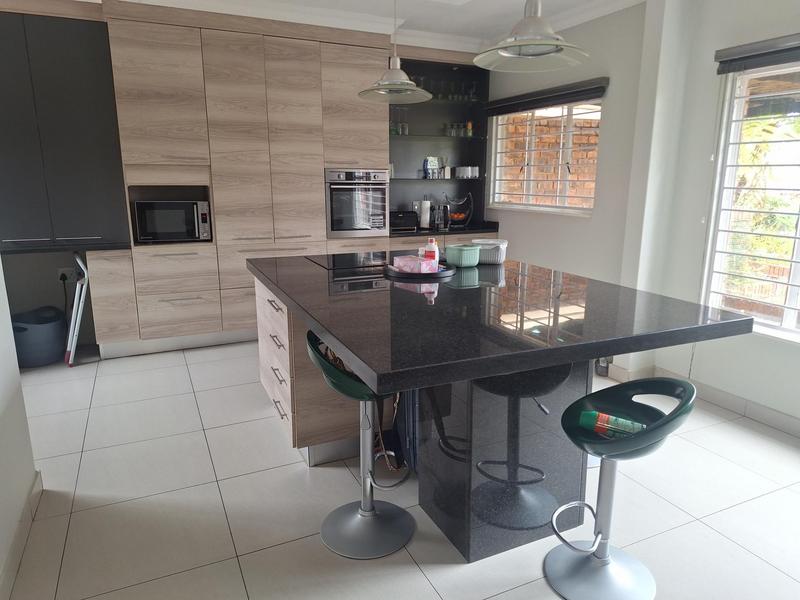 3 Bedroom Property for Sale in Faerie Glen Gauteng