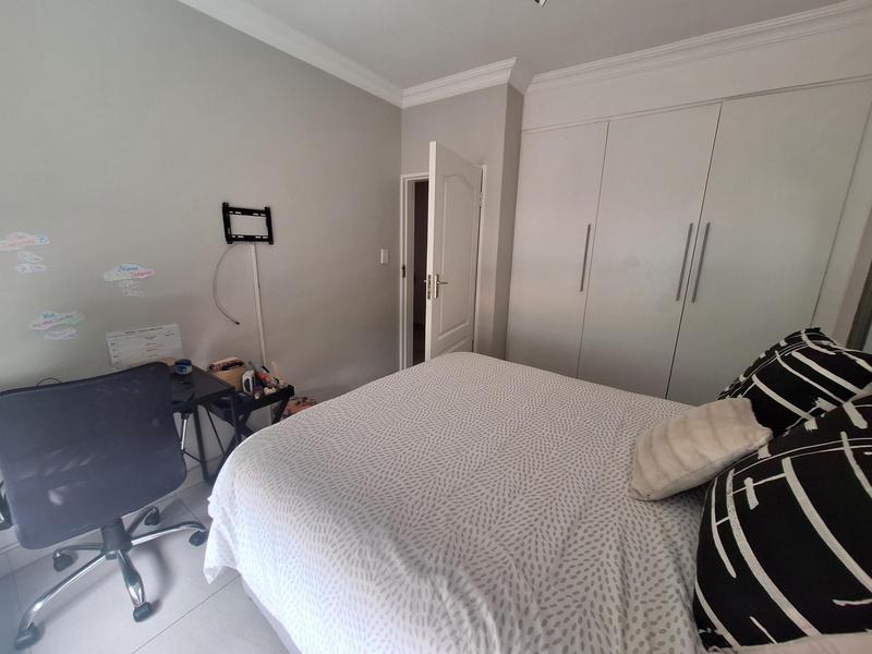 3 Bedroom Property for Sale in Faerie Glen Gauteng