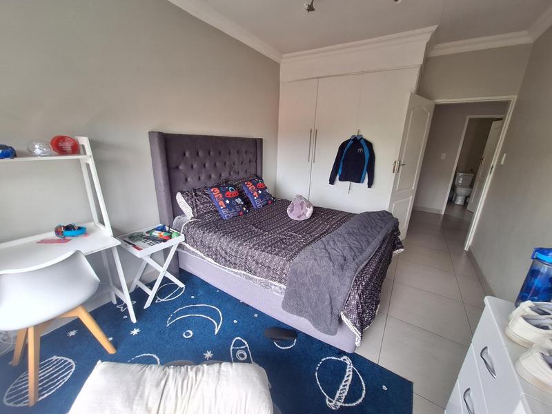 3 Bedroom Property for Sale in Faerie Glen Gauteng