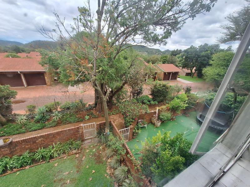 3 Bedroom Property for Sale in Faerie Glen Gauteng