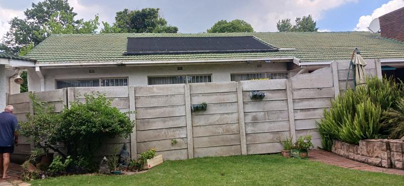 4 Bedroom Property for Sale in Allen Grove Gauteng