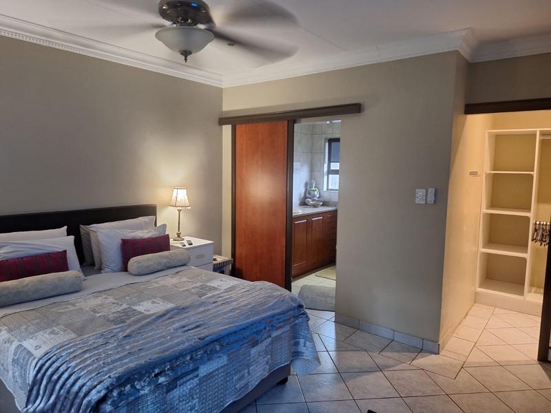 To Let 1 Bedroom Property for Rent in Bedfordview Gauteng