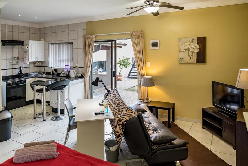 To Let 1 Bedroom Property for Rent in Bedfordview Gauteng