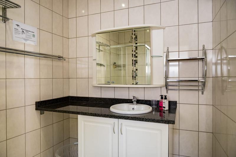 To Let 1 Bedroom Property for Rent in Bedfordview Gauteng