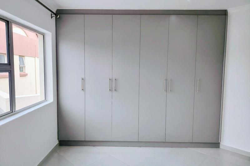 To Let 1 Bedroom Property for Rent in Bedfordview Gauteng