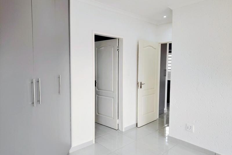 To Let 1 Bedroom Property for Rent in Bedfordview Gauteng