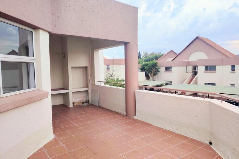 To Let 1 Bedroom Property for Rent in Bedfordview Gauteng