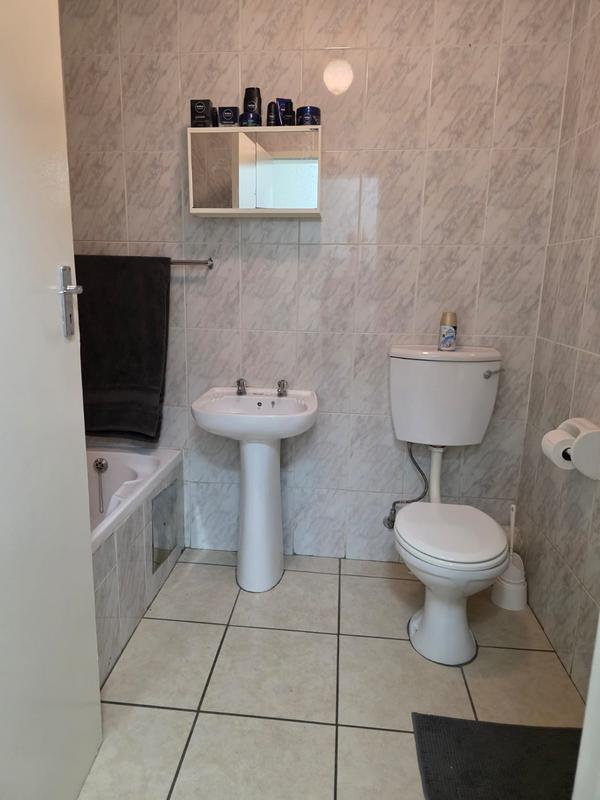 To Let 2 Bedroom Property for Rent in Primrose Gauteng